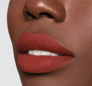 LIP CRAYON - IMO